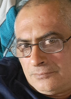 Liviu из Achern 51 год