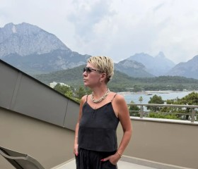 Larisa, 51, Antalya