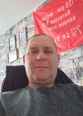 Николай из Поретское 48 лет