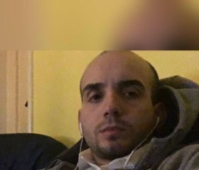 Donato, 36, Matera