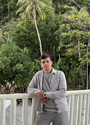 Михаил из Залари 18 лет