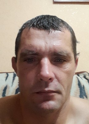 Александр, 41, Россия, Айхал