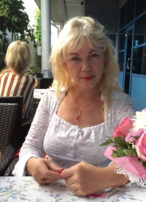 Елена, 55, Россия, Кириши