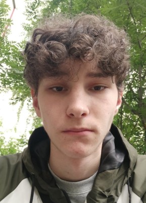 Глеб из Златоуста 18 лет