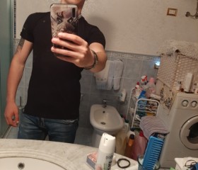 Giovanni Mangiar, 24, Partinico