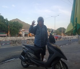 Alex, 53, Ho Chi Minh City
