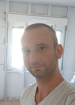 Dimitri из Valenciennes 33 года