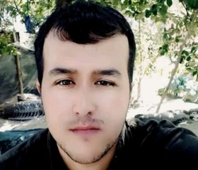 Akbarali, 36, Khujand