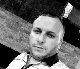 Valera, 40, Yerevan