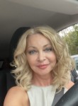 Larisa, 50, Saint Petersburg