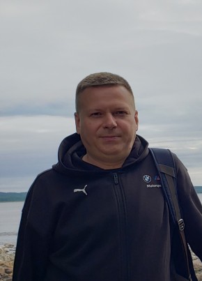 Кирилл из Санкт-Петербурга 48 лет