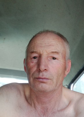 Юрий, 46, Россия, Балаково