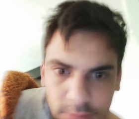 Fabio, 22, Coimbra