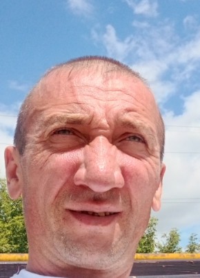 Виталий, 46, Россия, Безенчук
