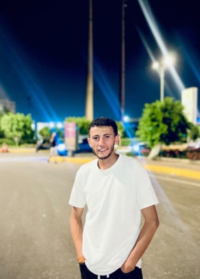 Ahmed Hosam из الزرقا 25 лет
