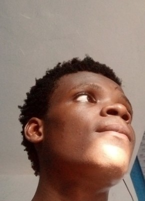 MosesAlone, 20, Nigeria, Lagos