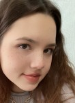 АЛИНА, 18, Уфа, ищу: Парня; Девушку  от 18  до 80 