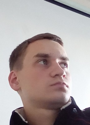 Павел из Краснодара 21 год