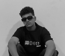 Enaba, 20, Ismailia