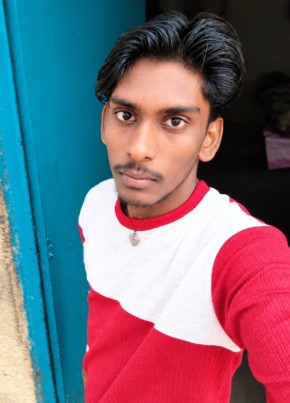 Rajeshwar Kumar из Pune 18 лет