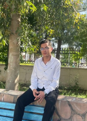 Selahaddin из Şanlıurfa 18 лет