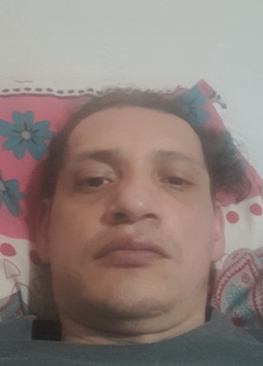 Mauricio Cardona, 39, República de Colombia, Medellín