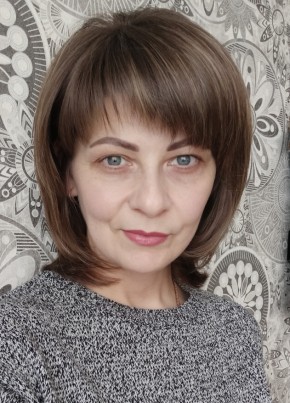 Марина, 42, Россия, Сланцы