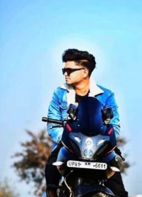 Ravi Chaudhary, 19, India, Aligarh