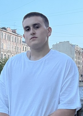 Максим, 19, Россия, Емельяново