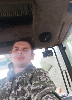 Иван, 32, Россия, Кардымово