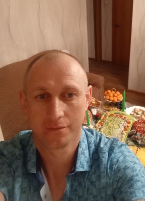 Михаил из Новокузнецка 40 лет
