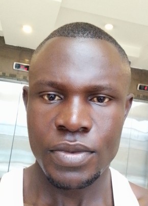 KWIRI SAM, 26, Uganda, Kampala