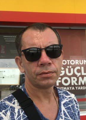 Miha, 44, Россия, Гатчина