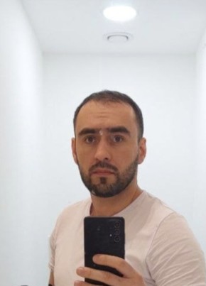 Руслан из Владикавказа 33 года