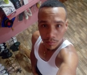 C.j, 26, Catia La Mar