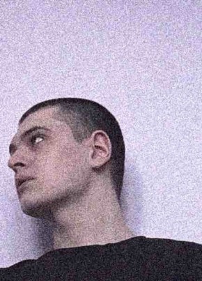 Александр из Нижневартовска 23 года