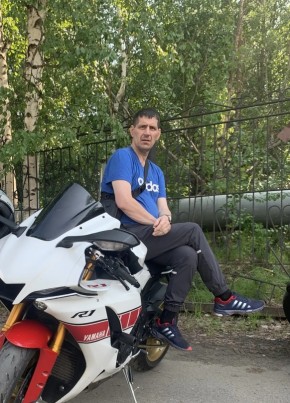 Максим из Нижнеангарска 44 года