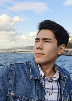 Rai из İstanbul 22 года