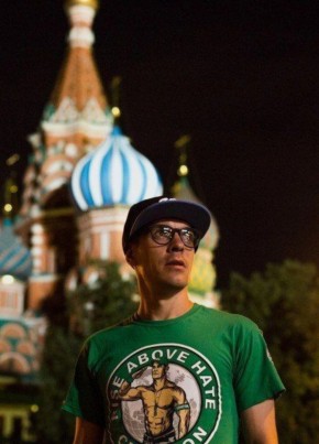 артур из Москвы 42 года
