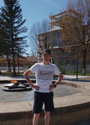 Александр из Окуловки 54 года