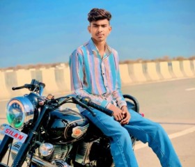 Yogi ❤️‍🩹✌️❤️❤️, 18 лет, Gorakhpur (Haryana)