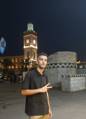 نياك ترما из Algiers 18 лет
