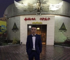 Едик, 26 лет, Бишкек