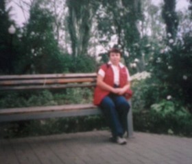 Ирина, 64 года, Генічеськ