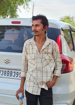 Sindhav Alpesh, 18, India, Kadi