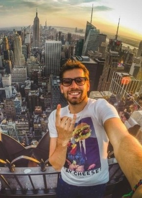 Максим из Владимира 26 лет