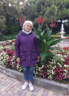 Лия, 60, Россия, Ялта