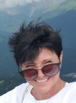 Elena, 55, Florence