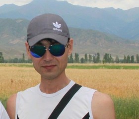 Рустам, 33 года, Botoșani