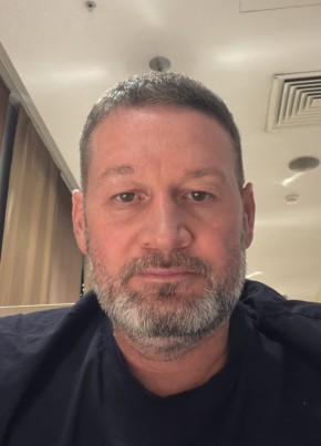 Андрей из Самары 44 года